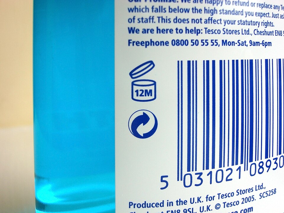 PAO symbol showing 12 months shelf life on skincare product label – visual guide for eco-conscious Kiwi users